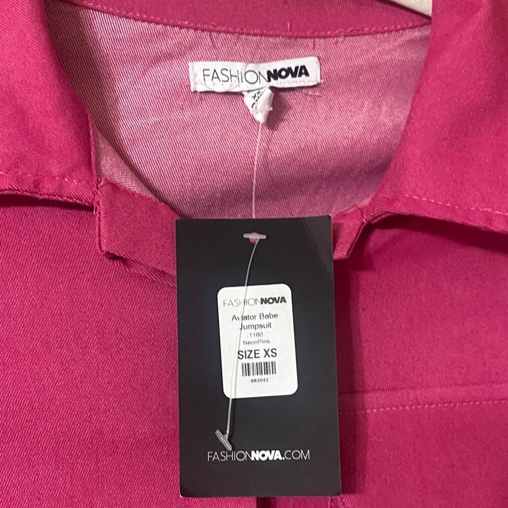NWT Aviator Babe Neon Pink Jumpsuit Coveralls Button Pockets Rave Party Festival - Picture 2 of 11